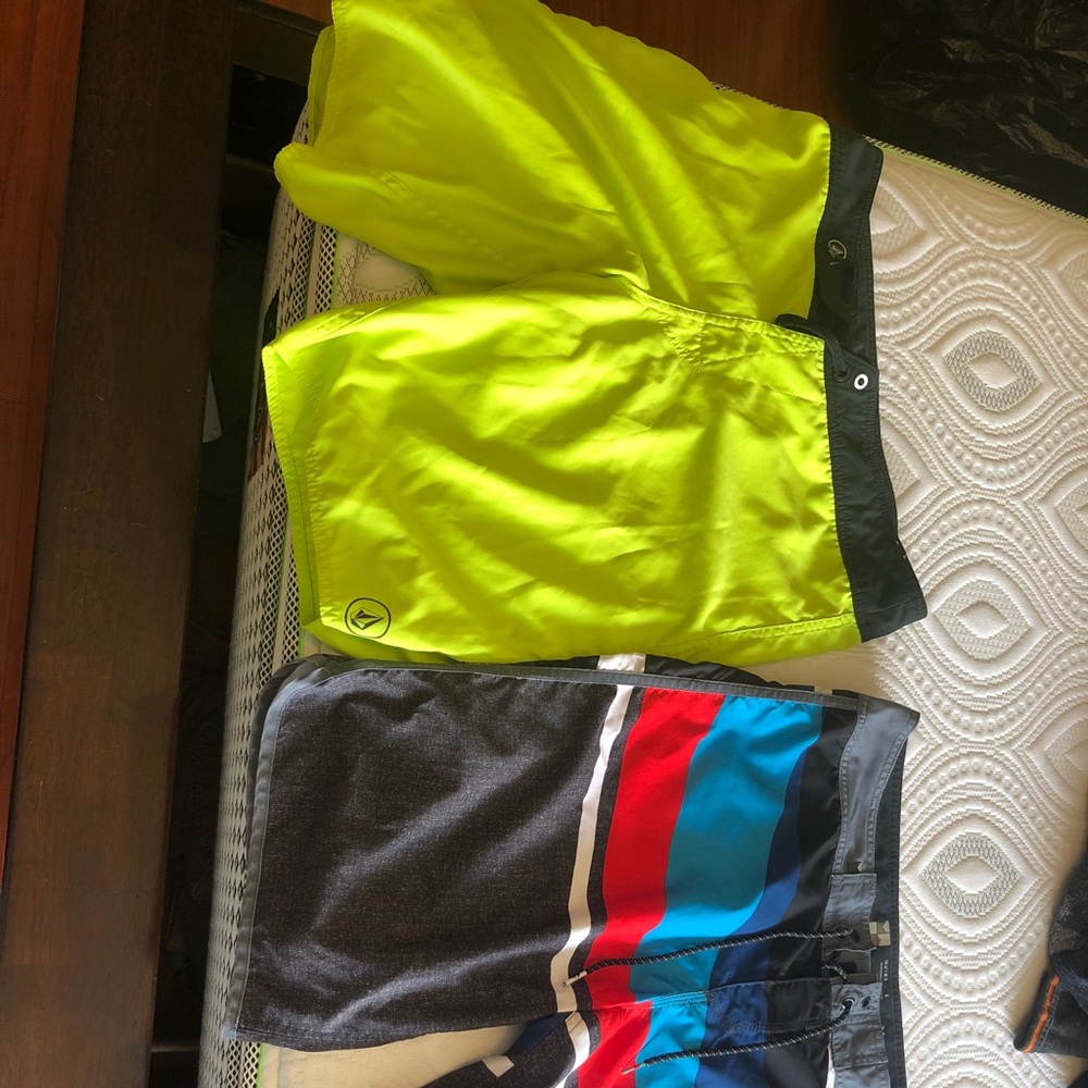 Men’s swim trunks